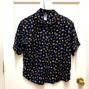 Blouse Size: Medium Black, Floral Brand: Tracy Evans